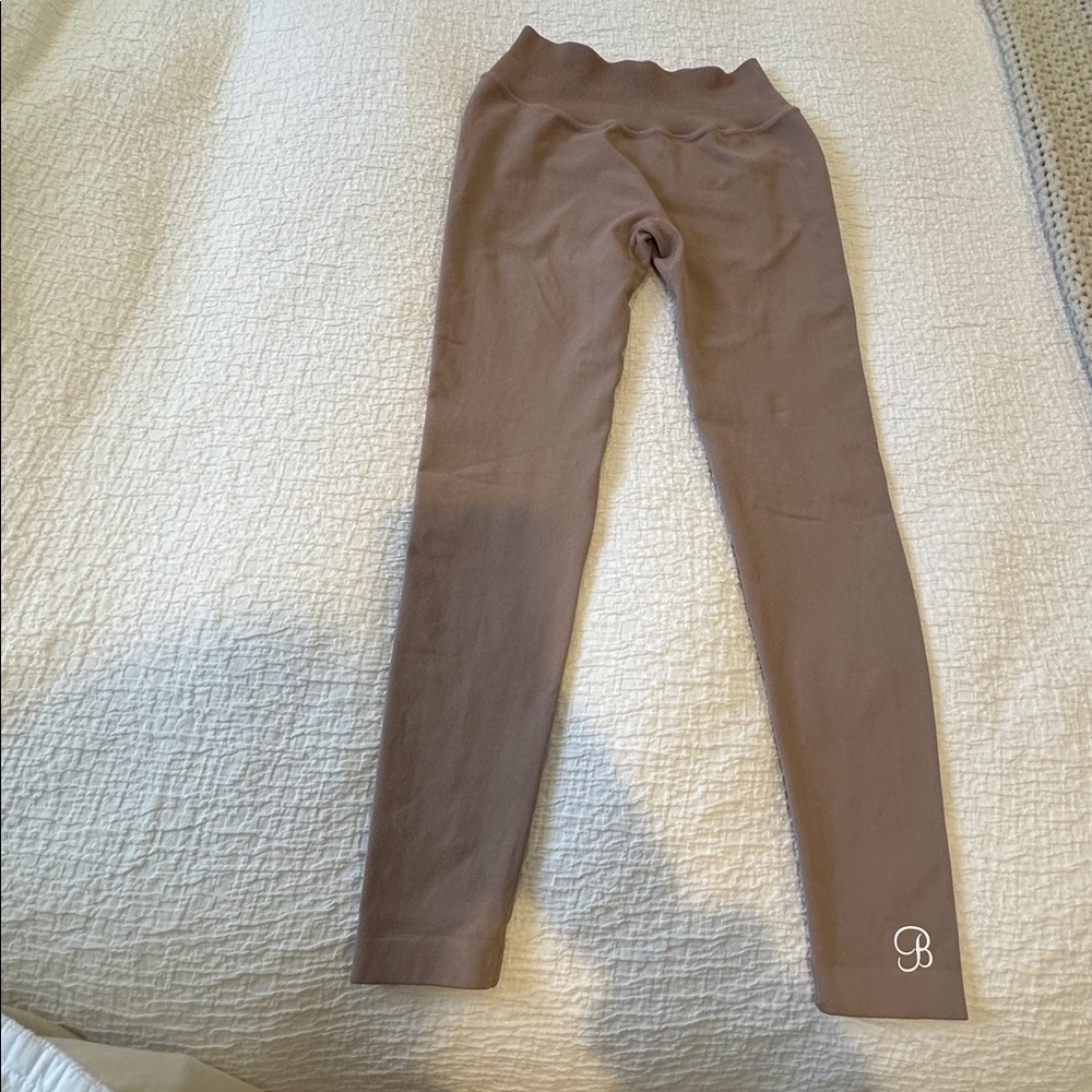 Bombshell Sportswear Beige High-Waist Seamless Leggings - Picture 6 of 8